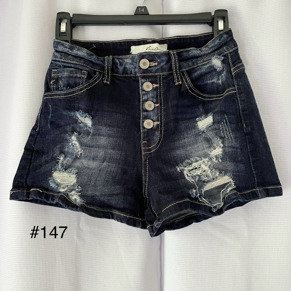 KanCan Button Down Shorts Dark Blue Distressed Denim Pockets Women’s Size 5 | 26